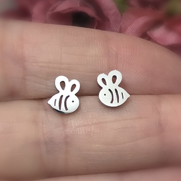 Small Silver Bee Stud Earrings - Picture 3 of 8